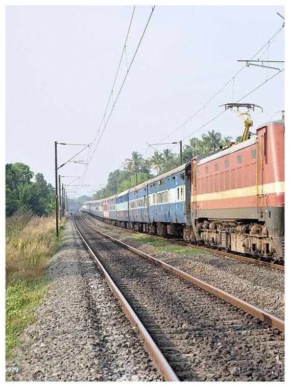 कितने किलो का होता है ट्रेन का एक पहिया