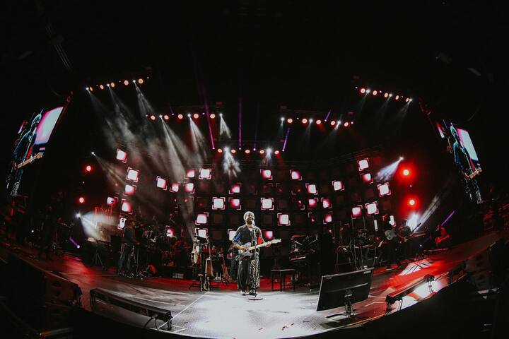 गायक अरजित सिंहने (Arijit Singh) अल्पावधीतच बॉलिवूडमध्ये आपले वेगळे स्थान मिळवले आहे.