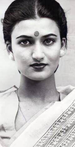 मां ने दिया धोखा,पति ने दे दिया तलाक, बेटियों ने भी नहीं दिया साथ, रूला देगी इस नीली आंखों वाली एक्ट्रेस की कहानी