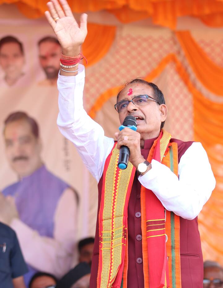 मध्य प्रदेश के पूर्व मुख्यमंत्री शिवराज सिंह चौहान ने कहा कि अब मैं दिल्ली जाऊंगा और काम में कोई कसर नहीं छोड़ूंगा.(फाइल फोटो)