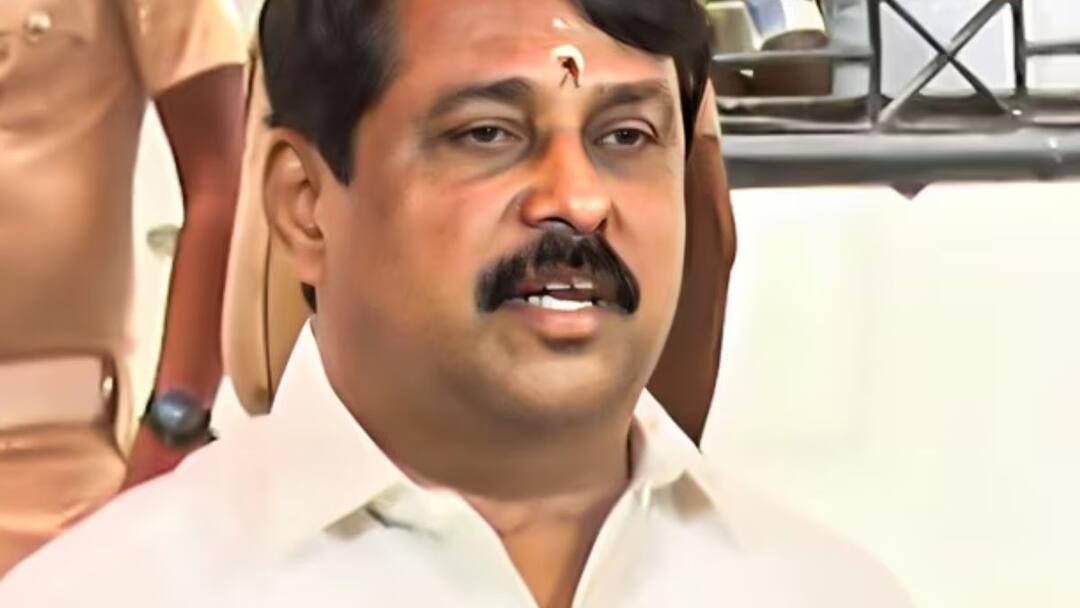 Nainar Nagendran: கைதானவர்கள் தெரிந்தவர்கள்தான்; போலீஸ் மிரட்டியிருக்கலாம்: நயினார் நாகேந்திரன்