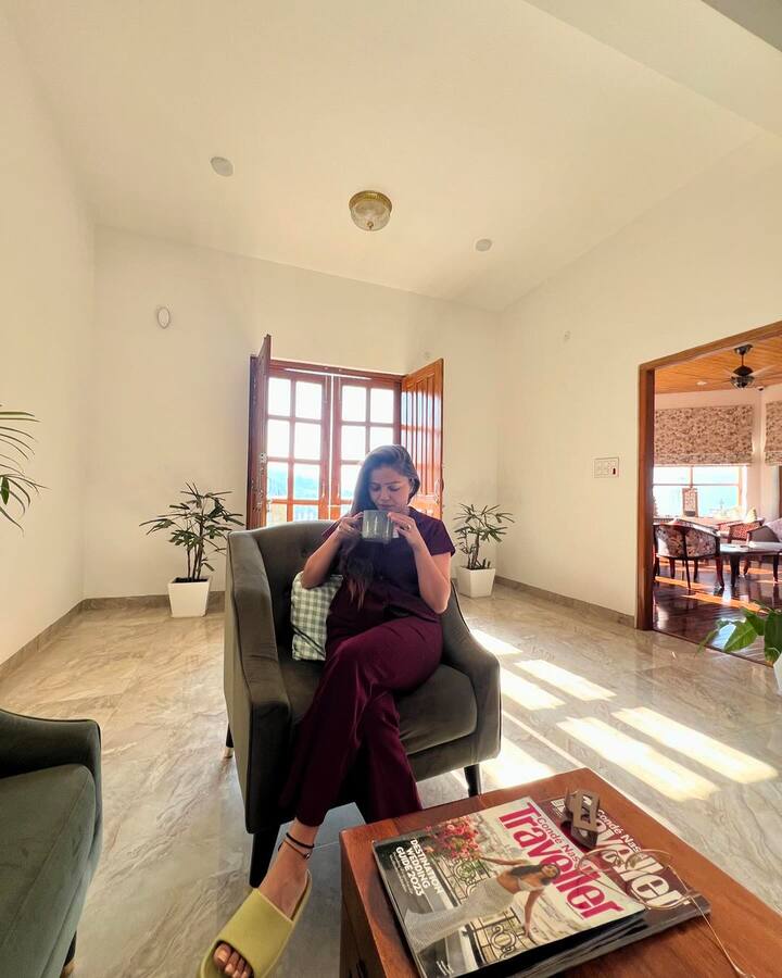 Rubina is also seen enjoying some me time during her vacation.