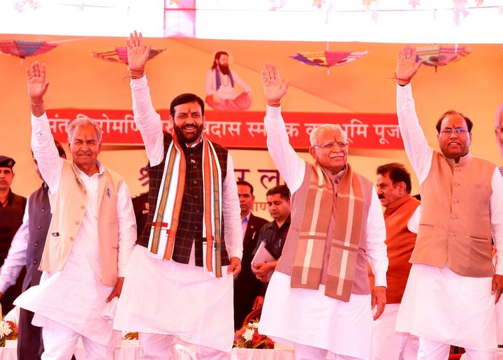 झज्जर में हरियाणा के पूर्व मुख्यमंत्री और करनाल से बीजेपी प्रत्याशी मनोहर लाल खट्टर ने कहा कि मैं खुद और हमारे मुख्यमंत्री 33 से ज्यादा जनसभाएं कर चुके हैं.(फाइल)