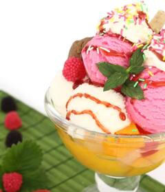 Fruit Ice Cream: इन फलों से घर पर बना सकते हैं टेस्टी आइसक्रीम