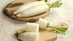 Raddish Benefits: 'ন্যাচরাল ক্লিনজার', ক্যানসারের ঝুঁকি কমায়; কেন নিয়মিত খাবেন মূলো ?