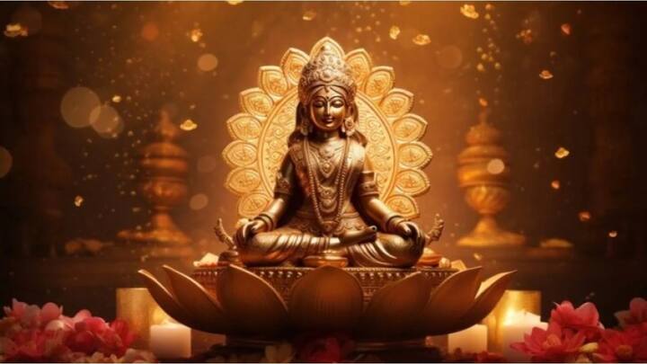 શુક્રવારે વ્રત રાખવાથી દેવી લક્ષ્મીની અપાર કૃપા પ્રાપ્ત થાય છે. આ દિવસે સવારે અને સાંજે દેવી લક્ષ્મીની પૂજા કરો.