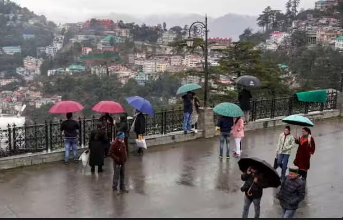 ਆਈਐਮਡੀ ਨੇ ਕਿਹਾ ਕਿ 27 ਅਤੇ 28 ਅਪ੍ਰੈਲ ਨੂੰ ਉੱਤਰ-ਪੂਰਬੀ ਭਾਰਤ ਵਿੱਚ ਅਲੱਗ-ਥਲੱਗ ਥਾਵਾਂ 'ਤੇ ਤੇਜ਼ ਹਵਾਵਾਂ ਨਾਲ ਬਾਰਿਸ਼ ਹੋਣ ਦੀ ਸੰਭਾਵਨਾ ਹੈ।