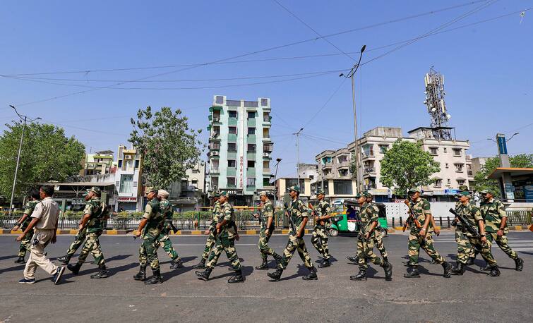 Lok Sabha Elections 2024 West Bengal Lok Sabha Election 2024 in 89 Constituencies in 13 states News Live Updates Lok Sabha Elections 2024 : দ্বিতীয় দফায় আজ দেশের ১৩ রাজ্য ও কেন্দ্রশাসিত অঞ্চল মিলিয়ে ভোট ৮৮ কেন্দ্রে