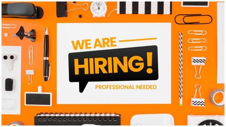 इन पदों पर आवेदन करने के लिए जरूरी है कि कैंडिडेट ने किसी मान्यता प्राप्त यूनिवर्सिटी से ग्रेजुएशन की डिग्री ली हो साथ ही में उसे कंप्यूटर की भी नॉलेज होनी चाहिए.