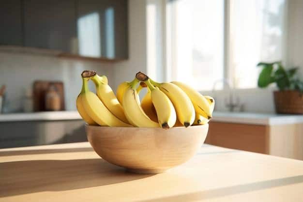 However, sometimes it can be dangerous and start harming health (banana harm).  This is why some people are forbidden from eating bananas in Ayurveda.  Let's know which people should not eat bananas without forgetting?