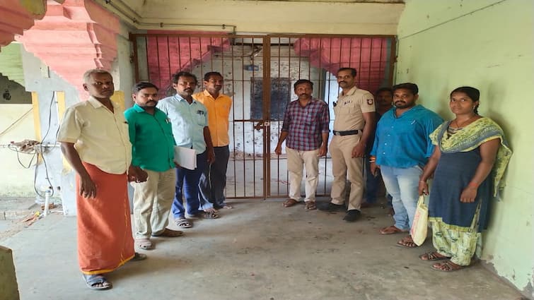 Thanjavur news encroachments in Kumbakonam Bhagwat Padithurai were removed - TNN கும்பகோணம் பகவத் படித்துறையில் இருந்த ஆக்கிரமிப்புகள் அதிரடி அகற்றம்