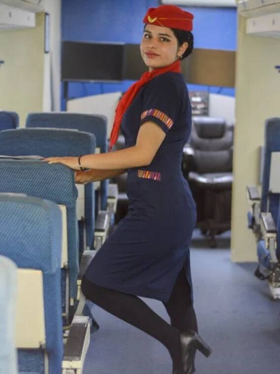कितनी होती है एयर होस्टेस की सैलरी?