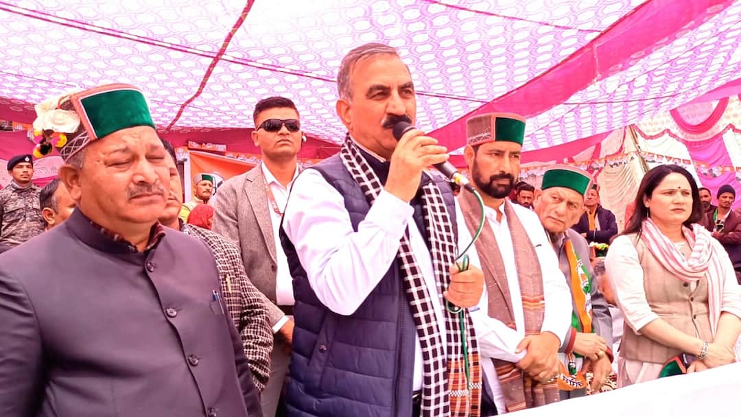 Himachal CM Sukhvinder Singh Sukhu starts Election campaign for Lok Sabha from dodra kwar ANN महिलाओं के खाते में तीन हजार की राशि कब होगी ट्रांसफर? CM सुक्खू ने दिया अपडेट