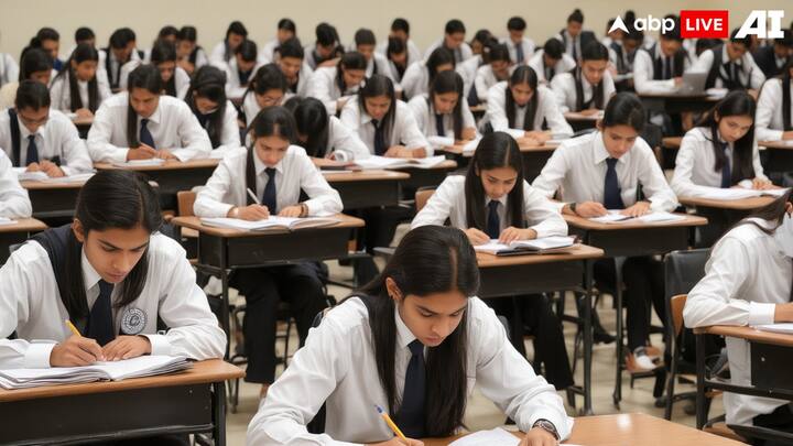 सीजी बोर्ड दसवीं और बारहवीं के नतीजे एक साथ जारी किए जाएंगे. छत्तीसगढ़ माध्यमिक शिक्षा मंडल ने इस बाबत तैयारियां पूरी कर ली हैं. अब जल्दी ही नतीजे जारी किए जाएंगे. इन्हें देखने के लिए ऊपर बतायी गई वेबसाइट पर जा सकते हैं.