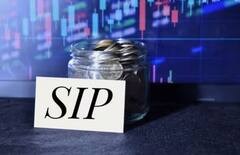 गुंतवणुकीतून चांगला परतावा हवाय? मग 'हे' आहेत सर्वोत्तम पाच पर्याय!