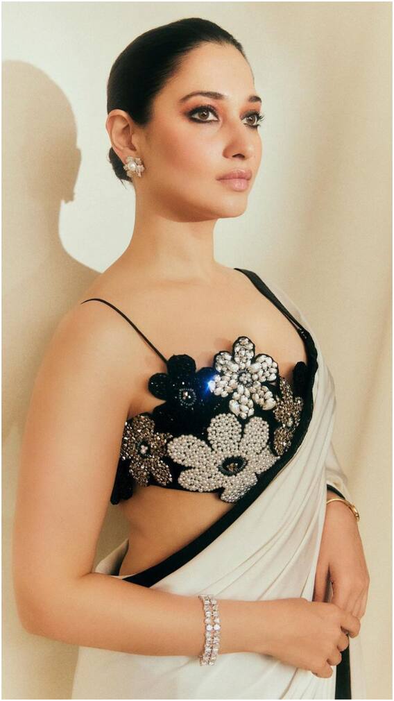 మిల్కీ బ్యూటీ శారీ కలెక్షన్స్ - ఈవెంట్స్ కోసం మీరూ ఫాలో అయిపోండి