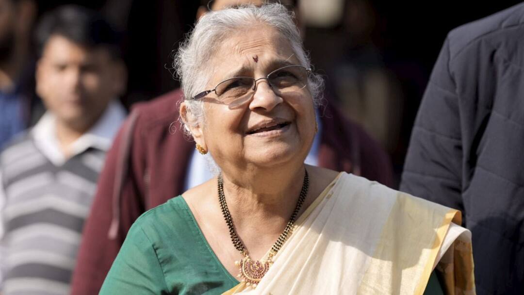 Sudha Murty Discusses Husband Narayana Murthy’s 70-Hour Workweek Suggestion; Check Here Sudha Murty Discusses Husband Narayana Murthy 70-Hour Workweek Suggestion Check Here Sudha Murty Discusses Husband Narayana Murthy’s 70-Hour Workweek Suggestion; Check Here