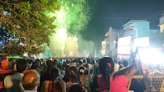 Kachabeswarar Temple : வான வேடிக்கை முழக்கத்துடன் நடந்த கச்சபேஸ்வரர் கோவில் வெள்ளி தேரோட்டம்!