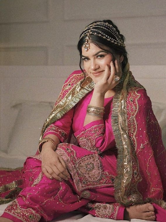 ਗਾਇਕਾ ਕੌਰ ਬੀ ਵੱਲੋਂ ਆਪਣੇ 'Lover' ਲਈ ਰੋਮਾਂਟਿਕ ਪੋਸਟ, ਵਾਇਰਲ