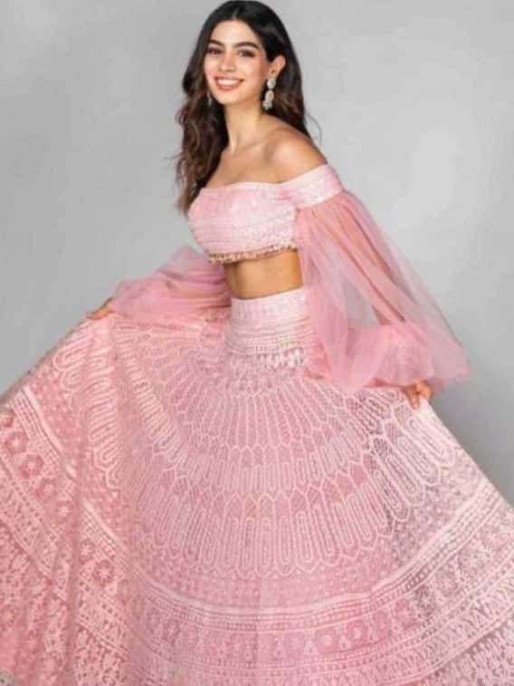 शरारा पहनें या लहंगा कौन ज्यादा ट्रेंडी