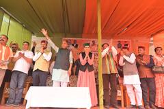 रामपुर में कंगना रनौत का अलग अंदाज, रेजटा-धाटू पहन किया प्रचार, देखें तस्वीरें