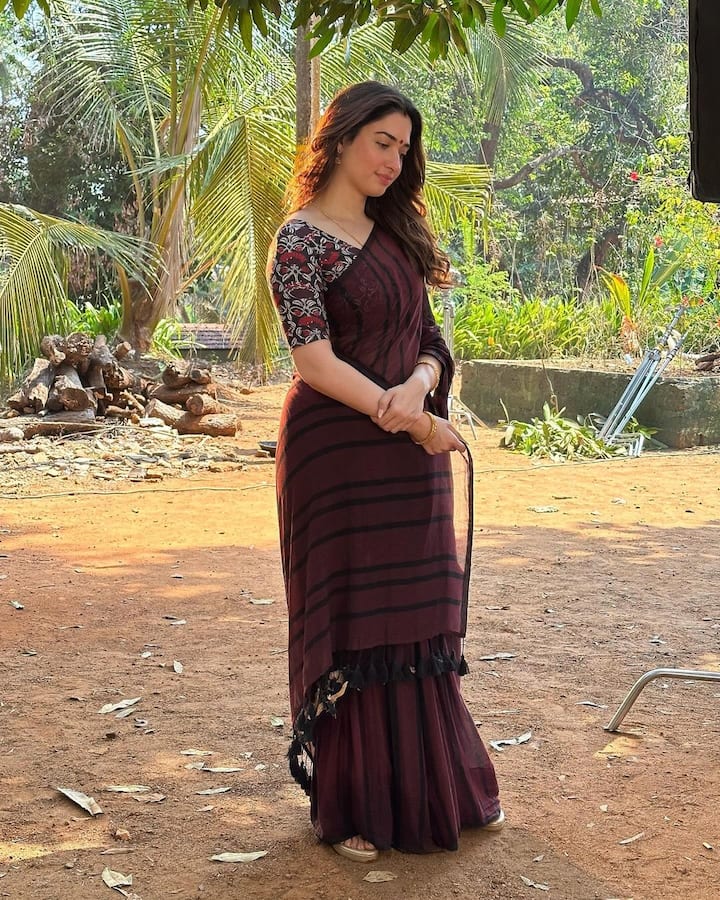 “அலறலான அரண்மனை 4 படத்தின் ஷூட்டின் போது நடந்த சில இனிமையான தருணங்கள் இதோ...இந்த படத்தில் பணிபுரிவது சவாலானதாக இருந்தது. இருப்பினும் அதே சமயம் மிகவும் வேடிக்கையாக இருந்தது... அந்த ஸ்டண்ட்கள் கடினமாக இருந்தாலும், அதை செய்து முடித்தேன். இது போன்ற படக்குழு வாய்க்கப்பெற்றதால் மகிழ்ச்சி அடைகிறேன்” என பதிவிட்டுள்ளார் தமன்னா.