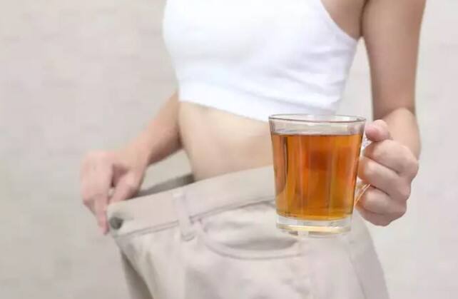 Homemade drink recipe to reduce weight within a month  ઝડપથી વજન ઘટાડવા માંગો છો ? જિમ-ડાયેટ છોડો, આ દેશી ઉપાયથી એક મહિનામાં ઘટશે વજન 