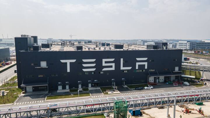 Tesla Layoffs Elon Musk EV Firm To Fire 693 Employees In Nevada Tesla Layoffs: Elon Musk's EV Firm To Fire 693 Employees In Nevada