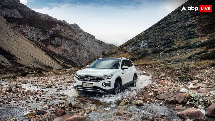 Volkswagen Tayron debuted in 2024 Beijing Auto Show Volkswagen Tayron: फॉक्सवैगन ने पेश की नई 7-सीटर टेरॉन एसयूवी, भर-भर के दिये गये हैं फीचर्स