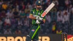 न्यूजीलैंड के खिलाफ करो या मरो मैच में बाबर आजम की फिफ्टी, लेकिन क्या...