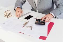 Home Loan: શું તમે હોમ લોન બીજી બેંકમાં ટ્રાન્સફર કરી શકો છો? આ છે નિયમ