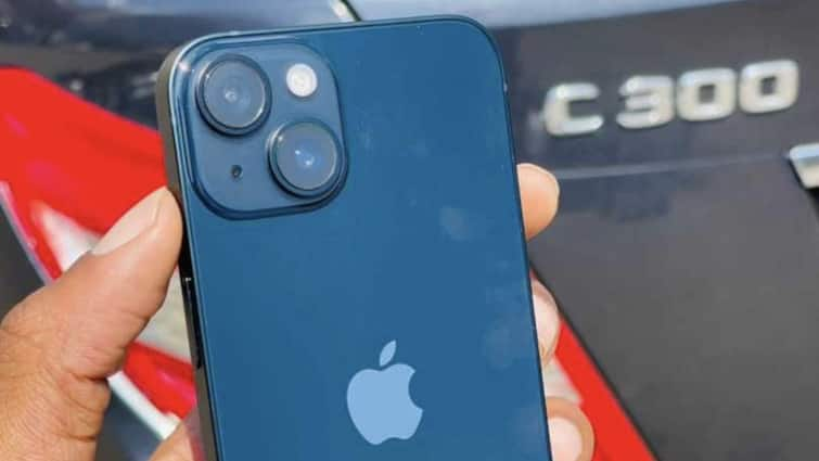 Apple iPhone 14 128 GB Storage Variant Gets Massive Discount on Filpkart Check the New Price and Offers iPhone 14: আইফোন ১৪- র দামে বিপুল ছাড় ফ্লিপকার্টে, কতটা কম দামে কেনা যাবে?