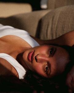 Triptii Dimri: ట్యాంక్ టాప్‌లో త్రిప్తి డిమ్రి హాట్‌ ట్రీట్‌ - ఆమె అందానికి సూర్యుడే తడిసిపోయాడట!