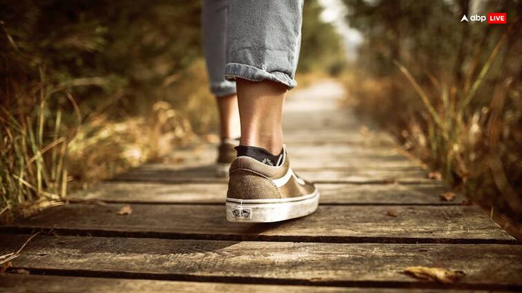 Shoes Size: जूता साइज से बड़ा पहनने पर क्या पैर का साइज भी धीरे-धीरे होता है बड़ा, क्या है इसके पीछे का फैक्ट If you wear shoes bigger than your size does the size of your feet gradually increase What is the fact behind this Shoes Size: जूता साइज से बड़ा पहनने पर क्या पैर का साइज भी धीरे-धीरे होता है बड़ा, क्या है इसके पीछे का फैक्ट