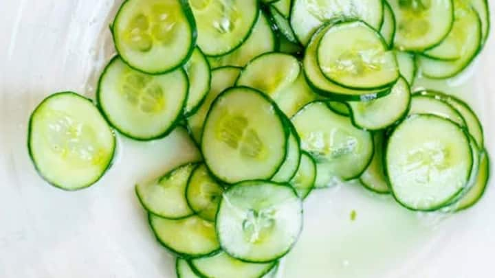 Cucumber Benefits : நீரேற்றம் முதல் இதய ஆரோக்கியம் வரை, வெள்ளரிக்காயின் ஆரோக்கிய நன்மைகளை தெரிந்து கொள்ளுங்கள்.