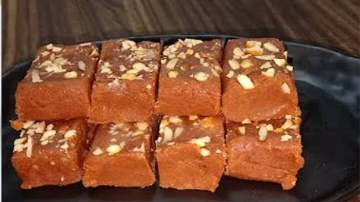 Banana Barfi Recipe : இந்த பதிவில் வாழைப்பழ பர்ஃபி எப்படி செய்வது என்று பார்க்கலாம்.