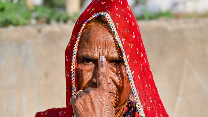 भारत में लोकसभा चुनाव का दूसरा चरण हो चुका है इस बीच चलिए जानते हैं कि आख़िर एशिया में आम चुनाव की शुरूआत कब हुई थी.