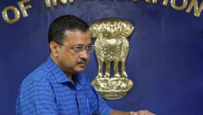 bjp shehzad poonawalla called arvind kejriwal as pablo escobar said his gang is operated from jail Delhi Liquor Policy Case: 'ਦਿੱਲੀ 'ਚ ਬੈਠਾ ਪਾਬਲੋ ਐਸਕੋਬਾਰ, ਜੇਲ੍ਹ 'ਚੋਂ ਚਲਾ ਰਿਹਾ ਗੈਂਗ', ਭਾਜਪਾ ਨੇ ਕੇਜਰੀਵਾਲ 'ਤੇ ਸਾਧਿਆ ਨਿਸ਼ਾਨਾ