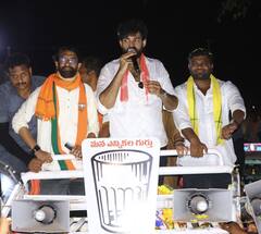 In Pics: పడి లేచిన కెరటం మా బాబాయ్, పిఠాపురంలో వరుణ్ తేజ్ - ఫోటోలు