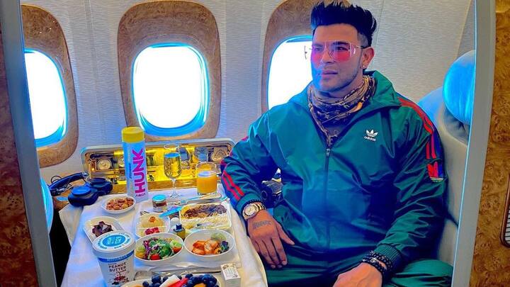 इंडिया टुडे की रिपोर्ट के मुताबिक, साहिल खान 'द लोटस बुक ऐप' नाम के एक एप्लिकेशन में भी पार्टनर हैं. उन्होंने इस ऐप को प्रमोट करने और इसके इवेंट में शामिल होने का काम किया. साथ ही 'लोटस बुक 247' नाम के ऐप को पार्टनर के तौर पर लॉन्च किया. ये ऐप भी महादेव बेटिंग ऐप से जुड़ा हुआ है.