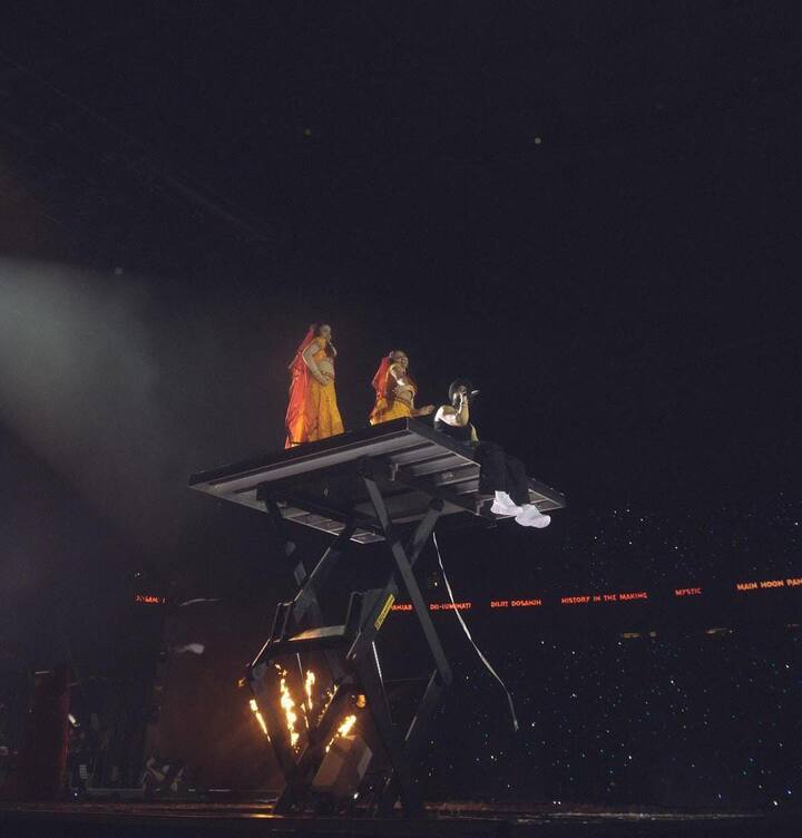 ਇਮਤਿਆਜ਼ ਅਲੀ ਦੇ ਨਿਰਦੇਸ਼ਨ ਵਿੱਚ ਚਮਕੀਲਾ ਫਿਲਮ ਤੋਂ ਬਾਅਦ ਦੋਸਾਂਝ ਨੇ ਵੈਨਕੂਵਰ ਵਿੱਚ ਆਪਣੇ ਪ੍ਰਦਰਸ਼ਨ ਨਾਲ 54,000 ਤੋਂ ਵੱਧ ਪ੍ਰਸ਼ੰਸਕਾਂ ਦੇ ਹੈਰਾਨ ਕਰਨ ਵਾਲੇ ਸਰੋਤਿਆਂ ਨੂੰ ਕੀਲ ਕੇ ਰੱਖ ਦਿੱਤਾ।