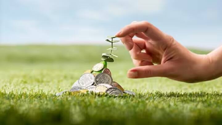 તમે આ સ્કીમમાં કુલ 5 વર્ષ માટે પૈસા રોકી શકો છો. આ સ્કીમમાં રોકાણ કરવાથી તમને ટેક્સ સેવિંગનો ફાયદો પણ મળી રહ્યો છે.