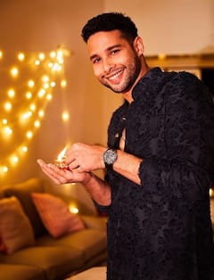 यूपी के बलिया से आया ये लड़का आज है बॉलीवुड स्टार, साधारण सा दिखने वाला ये एक्टर कमाता है करोड़ों, पहचाना क्या?