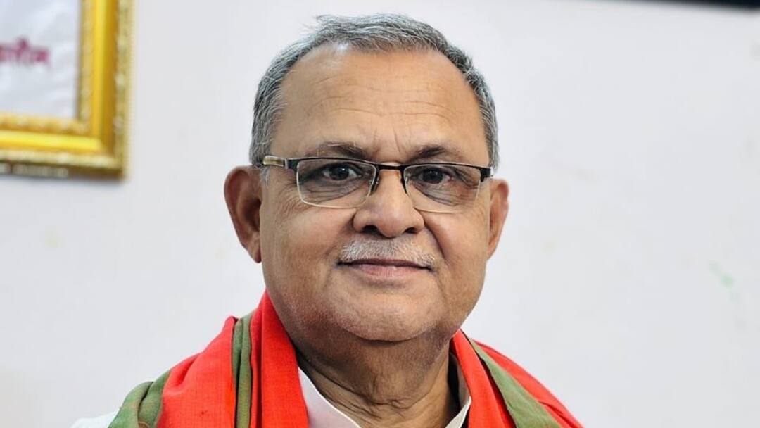 सपा उम्मीदवार सनातन पांडेय की धमकी, कहा- 'काउंटिंग में धांधली हुई तो मेरी या कलेक्टर की लाश आएगी' Samajwadi Party Ballia candidate Sanatan Pandey says If counting is rigged my or collector dead body will be found सपा उम्मीदवार सनातन पांडेय की धमकी, कहा- 'काउंटिंग में धांधली हुई तो मेरी या कलेक्टर की लाश आएगी'