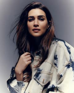 Kriti Sanon: కృతి సనన్ స్టైలిష్‌ ఫోజులు - డెనిమ్‌ లుక్స్‌తో పిచ్చెక్కిస్తున్న బాలీవుడ్‌ బ్యూటీ