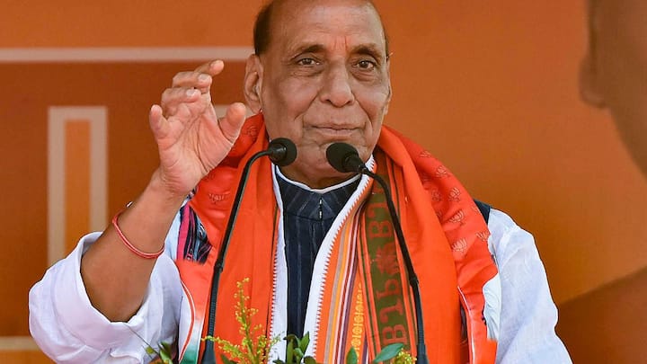 Lok Sabha Elections 2024 Defence Minister Rajnath Singh Rahul Gandhi India China Tensions PM Modi Govt 'India Will Never Bow Down': Rajnath Singh Responds To Rahul Gandhi's Accusation Over Chinese Aggression