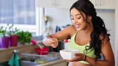 சாப்பிடும் போது இந்த தவறுகளை மட்டும் நிச்சயம் செய்யாதீர்கள்!