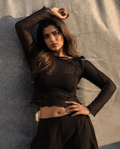 Aishwarya Rajesh Latest Photos : ఐశ్వర్య రాజేష్ స్టన్నింగ్ ఫోటోషూట్.. సూపర్ గ్లామర్​గా కనిపిస్తున్న బ్యూటీ