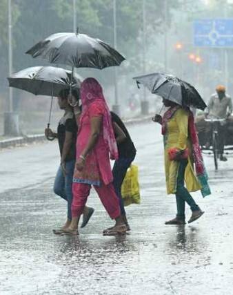 Maharashtra Weather Update Today Heatwave in Mumbai kokan rain in vidarbha Marathwada IMD Forecast marathi news ऊन-पावसाचा खेळ! कुठे उष्णतेच्या लाटेचा अलर्ट, तर कुठे अवकाळी पावसासह गारपिटीचा इशारा