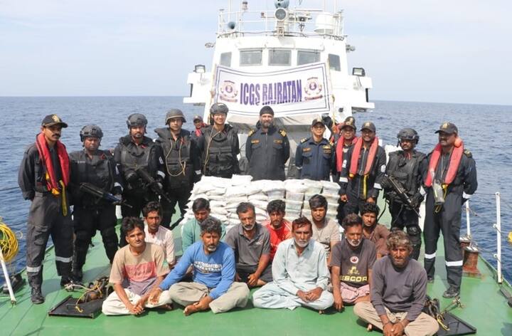 ATS NCB operation in Arabian sea 14 Pakistanis nabbed with drugs worth Rs 600 crore  Porbandar Drugs : અરબી સમુદ્રમાં ATS-NCBનું મોટું ઓપરેશન, 600 કરોડના ડ્રગ્સ સાથે 14 પાકિસ્તાની ઝડપાયા